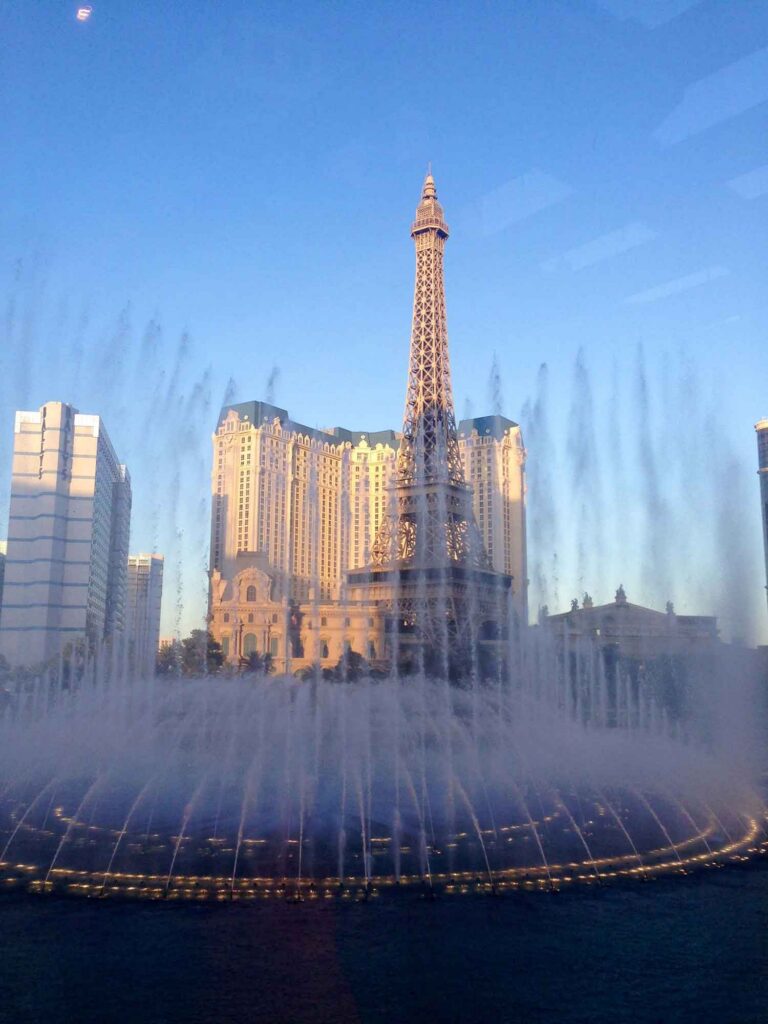 best instagram spot bellagio fountains las vegas