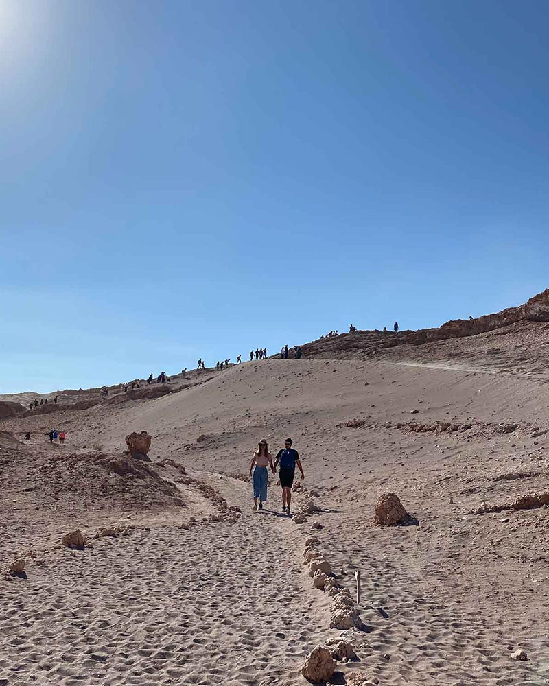 valle de luna atacama desert tour group sand dune