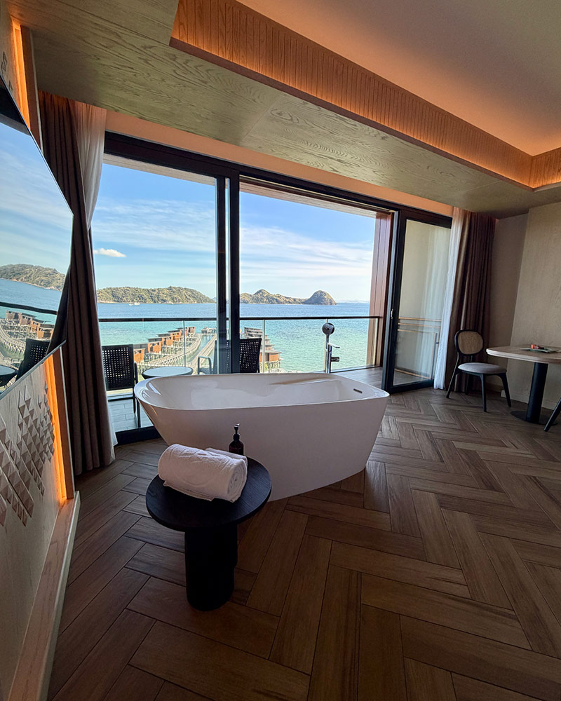 where stay Flores Labuan Bajo komodo island