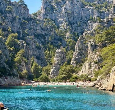 cassis france attractions boat trip calanques