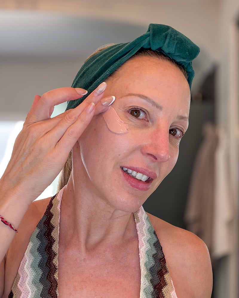applying emma lewisham sunceuticals spf 50 mineral face cream