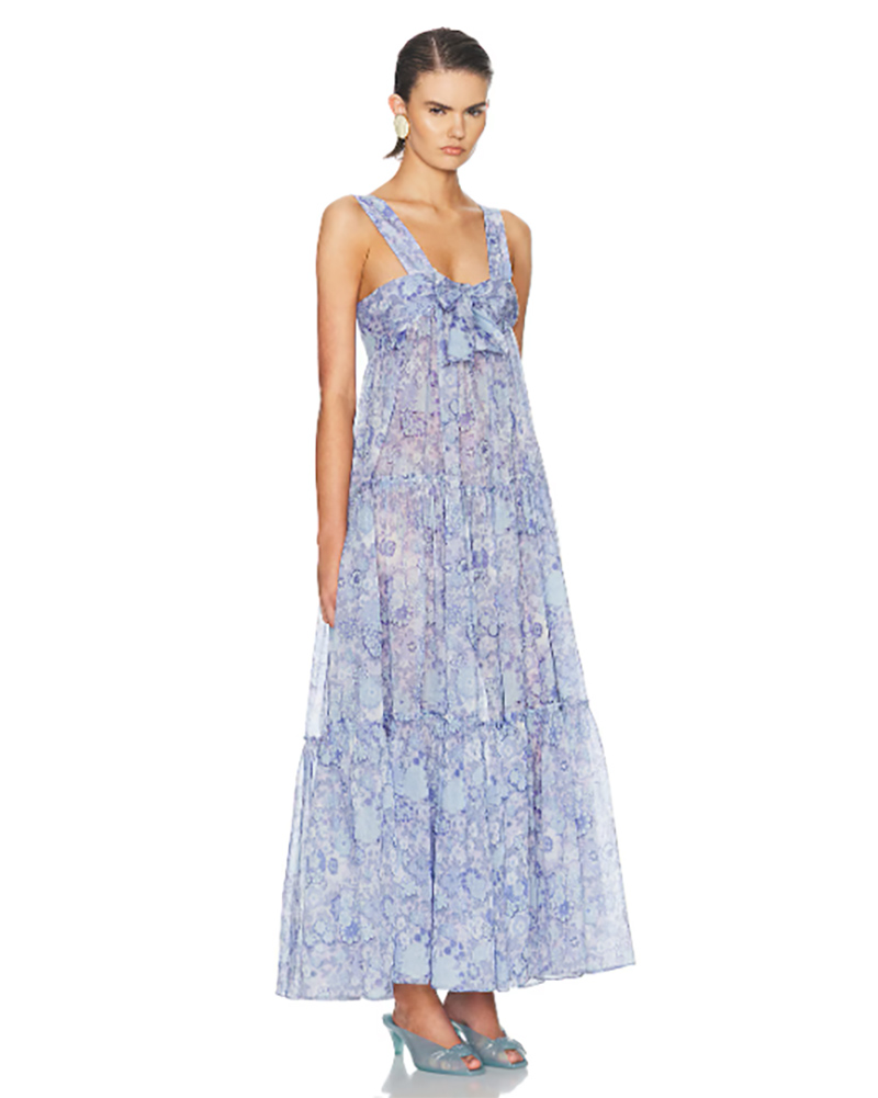 how to style jelly shoes for summer Chloé blue floral dress with blue jelly mules