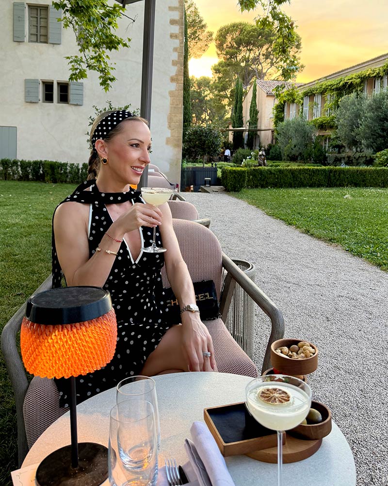 L'Atelier bar chateau de la gaude sunset cocktails